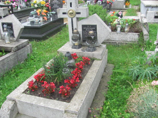 Grób Maria Małek