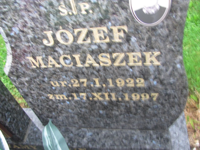 Józef Maciaszek 1922 Bystra-Sidzina - Grobonet - Wyszukiwarka osób pochowanych