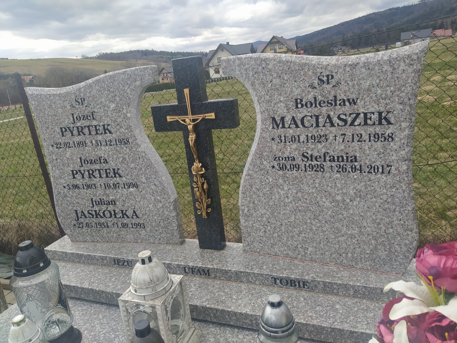 Julian Jaskółka 1934 Bystra-Sidzina - Grobonet - Wyszukiwarka osób pochowanych